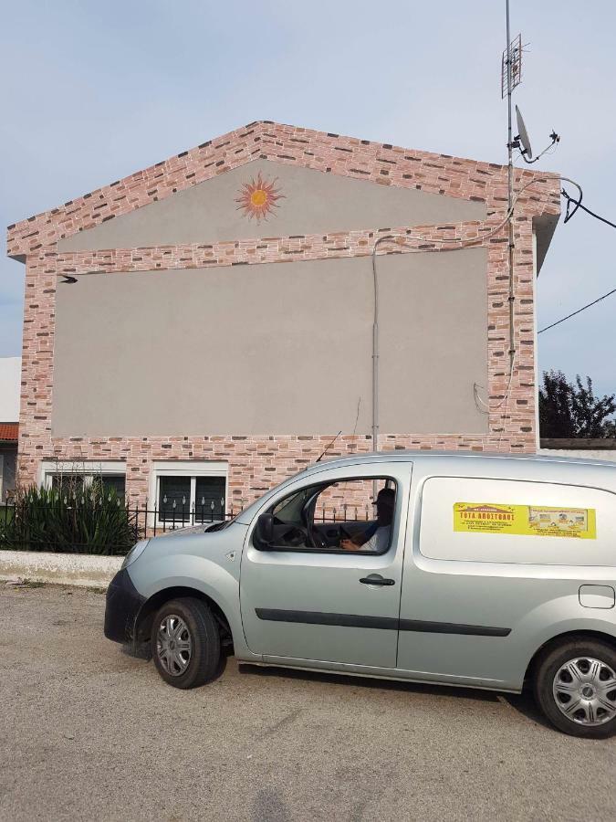 Hotel Loga Tycherón Exterior foto